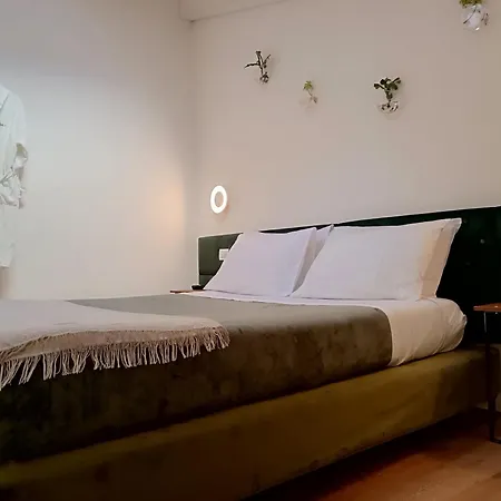 Suite61 Bed & Breakfast
